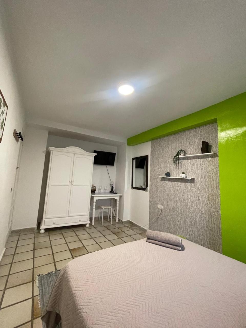 Habitacion Muy Centrica. غرناطة المظهر الخارجي الصورة